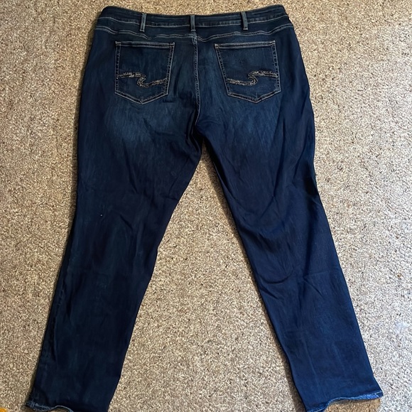 Women’s Plus Size Silver Jeans - Picture 2 of 4